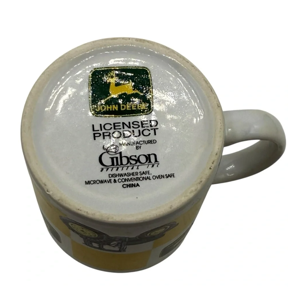 JOHN DEERE “NOTHING RUNS LIKE A DEERE” TRACTOR MUG BY GIBSON